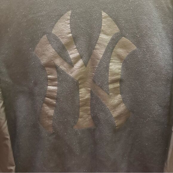 NY Yankees Men’s Black wright & Ditson Sweatshirt size L - Picture 5 of 12